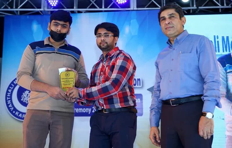 9th Execellence Award