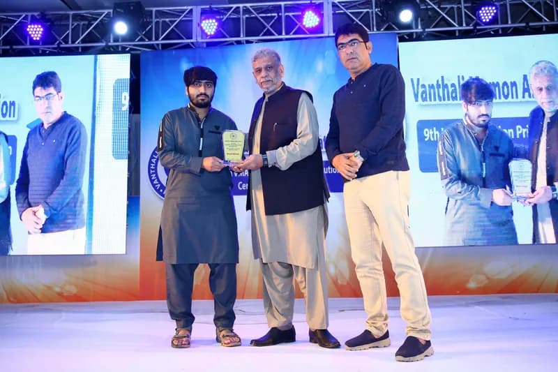 9th Execellence Award