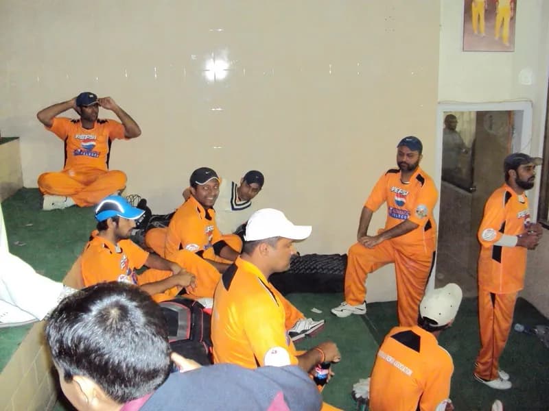 4th APMF FINAL MATCH B/W Vanthali & Bantva Memon Association 2010