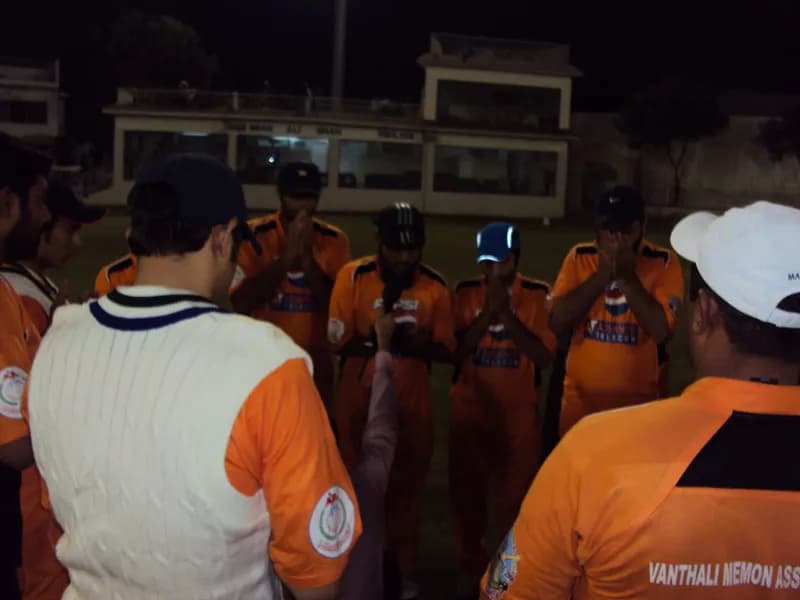 4th APMF FINAL MATCH B/W Vanthali & Bantva Memon Association 2010