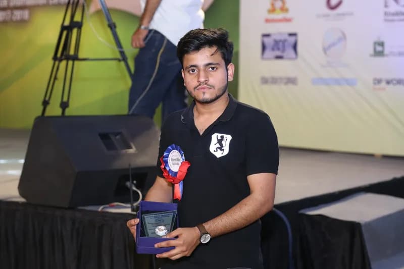 vma prize distribution function 2017-2018